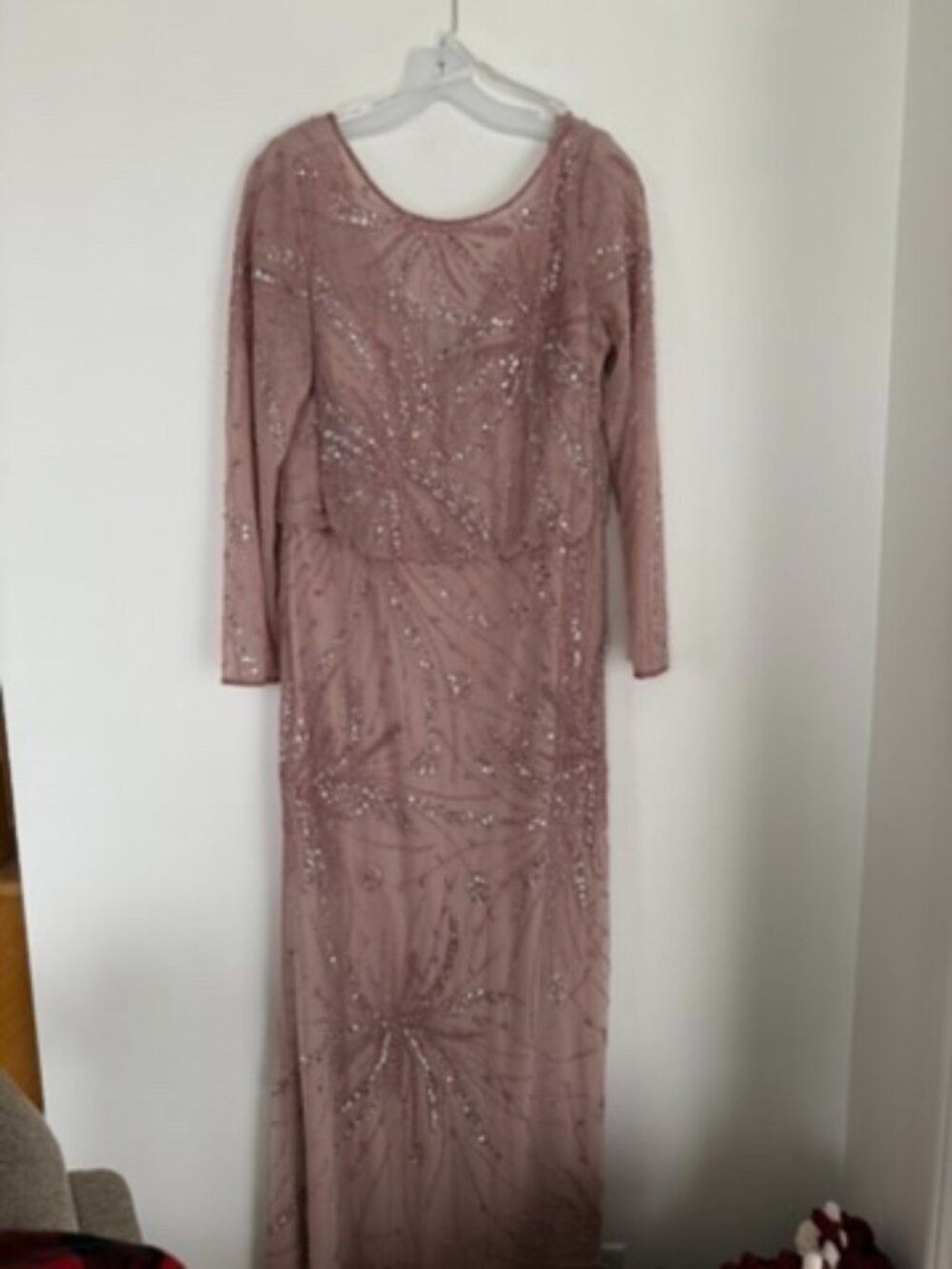 $650 | Oleg Cassini Blush Beaded Sequin Gown Formal Maxi Dress Size 16 - Picture 3 of 7
